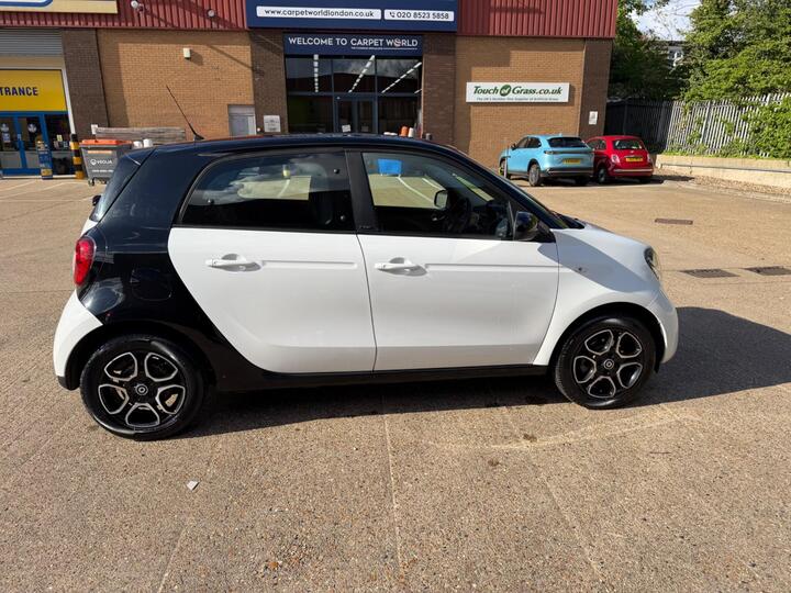 Smart Forfour 1.0 Prime (Premium Plus) Euro 6 (s/s) 5dr Smart Forfour 1.0 Prime (Premium Plus) Euro 6 (s/s) 5dr