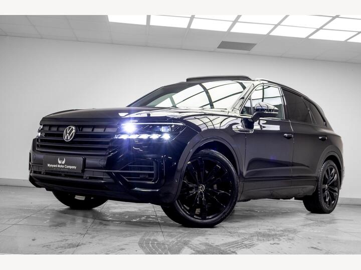 Volkswagen Touareg 3.0 TDI V6 Black Edition Tiptronic 4Motion Euro 6 (s/s) 5dr