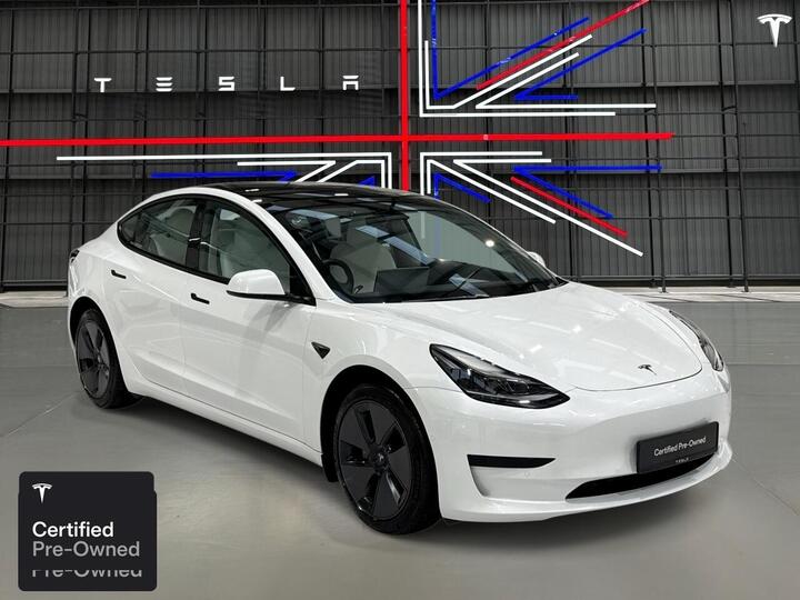 Tesla Model 3 Standard Range Plus Auto RWD 4dr