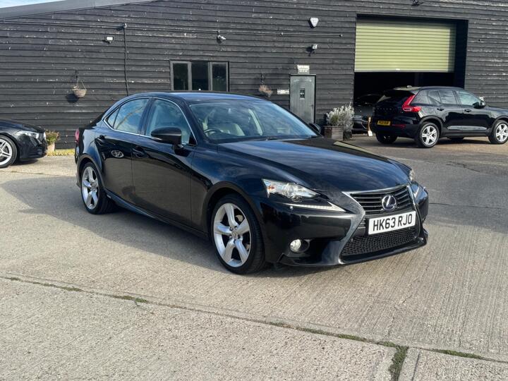 Lexus IS 2.5 300h Premier E-CVT Euro 5 (s/s) 4dr
