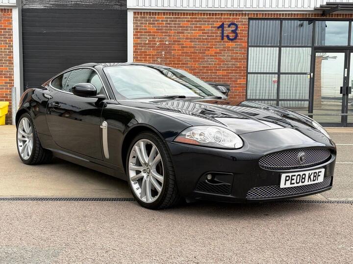 Jaguar XKR 4.2 V8 Auto Euro 4 2dr