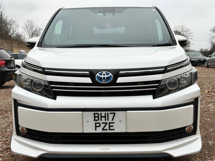 Toyota Voxy 1.8 Petrol Hybrid  7 Seater