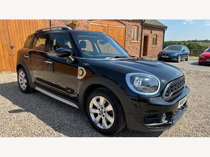 MINI Countryman 1.5 10kWh Cooper SE Classic Auto ALL4 Euro 6 (s/s) 5dr