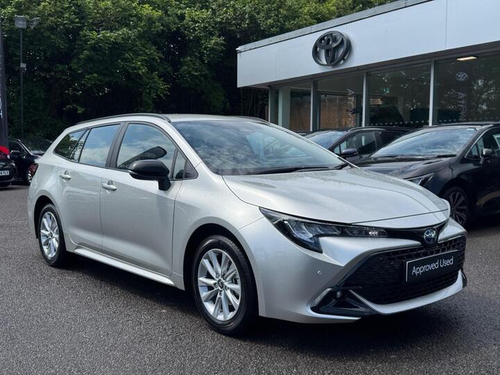 Toyota Corolla 1.8 VVT-h Icon Touring Sports CVT Euro 6 (s/s) 5dr