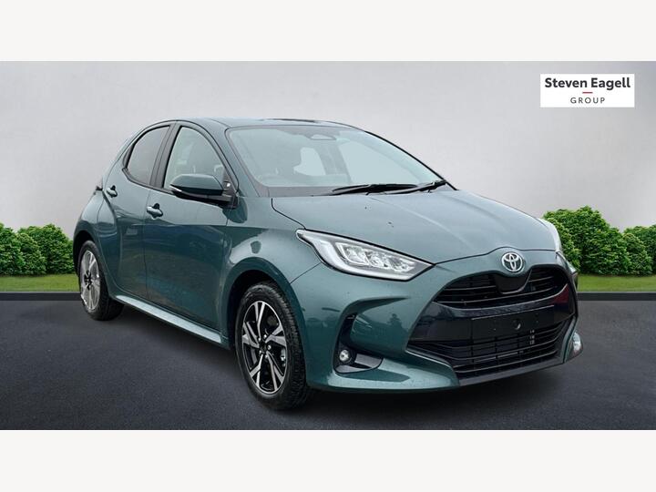 Toyota Yaris 1.5 VVT-h Design E-CVT Euro 6 (s/s) 5dr