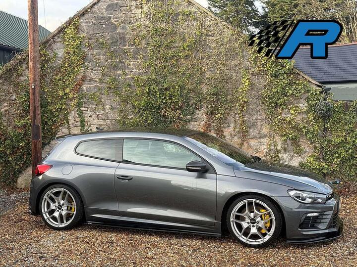 Volkswagen Scirocco 2.0 TSI R DSG Euro 6 (s/s) 3dr Volkswagen Scirocco 2.0 TSI R DSG Euro 6 (s/s) 3dr