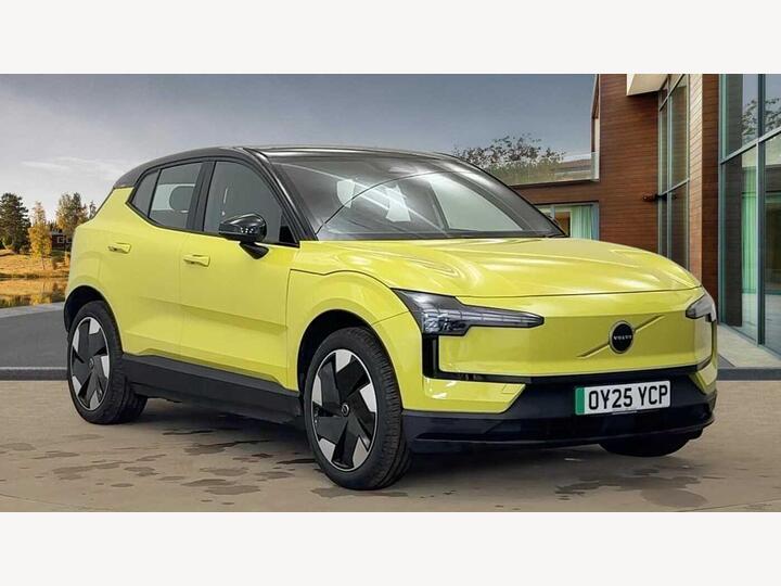 Volvo EX30 Twin Performance 69kWh Plus Auto AWD 5dr