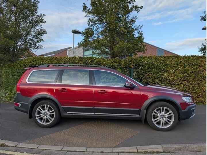 Volvo XC70 2.4 D5 SE Lux Geartronic AWD Euro 5 5dr