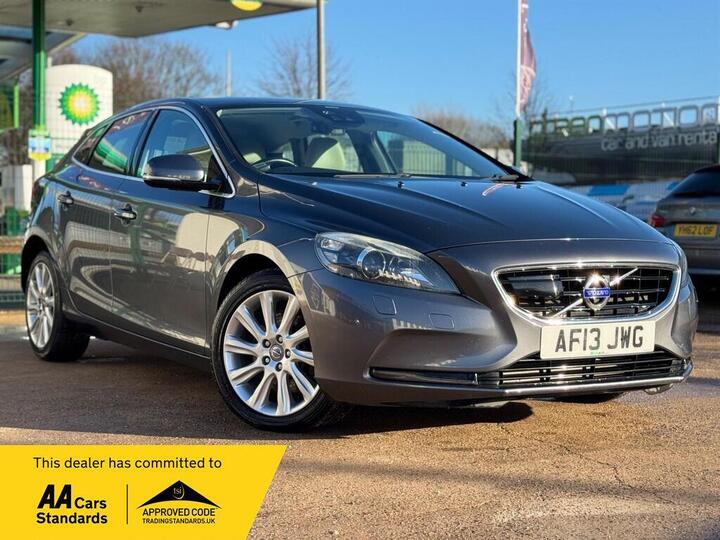 Volvo V40 2.0 D3 SE Lux Nav Euro 5 (s/s) 5dr