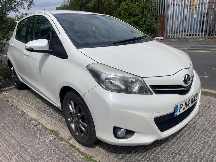 Toyota YARIS HATCHBACK 1.33 Dual VVT-i Icon Plus Euro 5 5dr