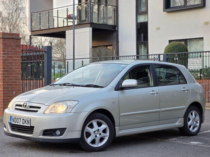 Toyota Corolla 1.4 VVT-i Colour Collection 5dr