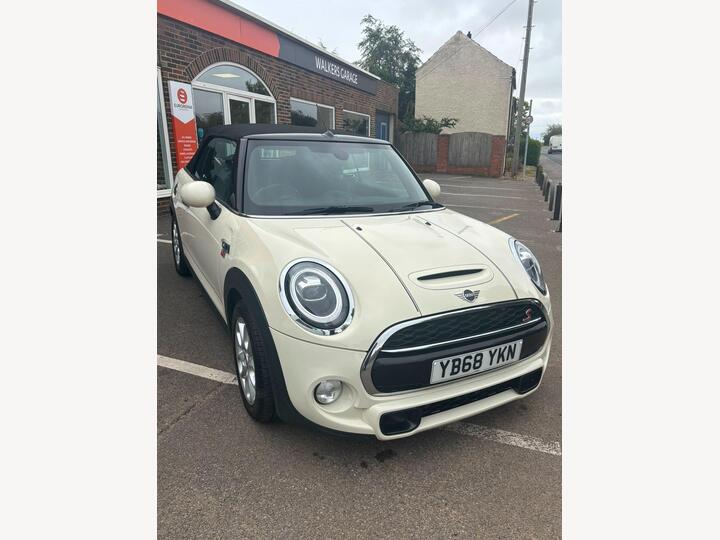 MINI Convertible 2.0 Cooper S Classic Euro 6 (s/s) 2dr