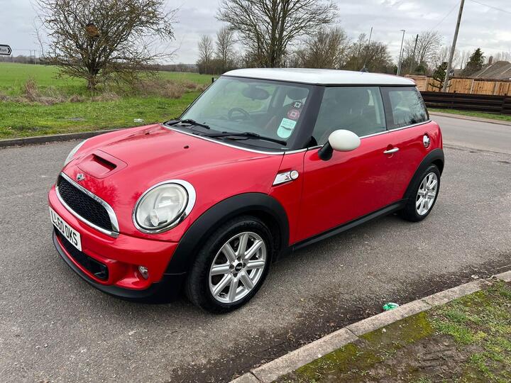 MINI Hatch 1.6 Cooper S Euro 5 3dr