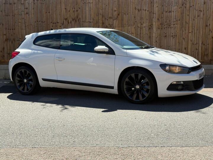Volkswagen SCIROCCO 2.0 TDI BlueMotion Tech GT Euro 5 (s/s) 3dr (Leather, Nav)