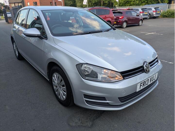 Volkswagen Golf 1.2 TSI BlueMotion Tech S Euro 5 (s/s) 5dr