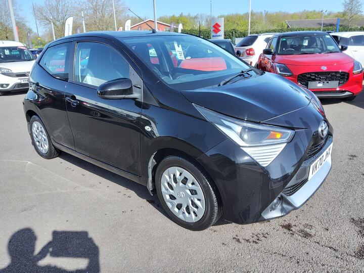 Toyota AYGO 1.0 VVT-i X-play Euro 6 5dr