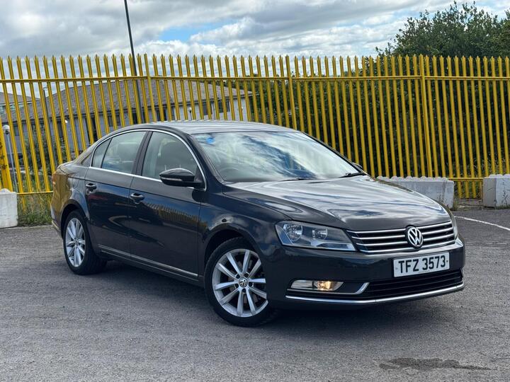 Volkswagen Passat 2.0 TDI BlueMotion Tech Executive Euro 5 (s/s) 4dr