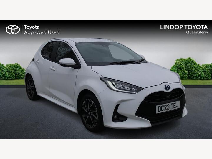 Toyota Yaris 1.5 VVT-h Design E-CVT Euro 6 (s/s) 5dr