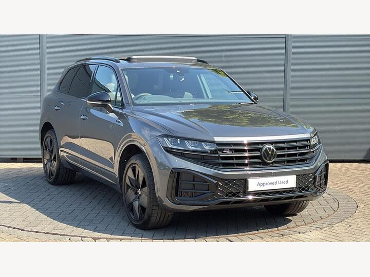Volkswagen TOUAREG 3.0 TDI V6 Black Edition Tiptronic 4Motion Euro 6 (s/s) 5dr