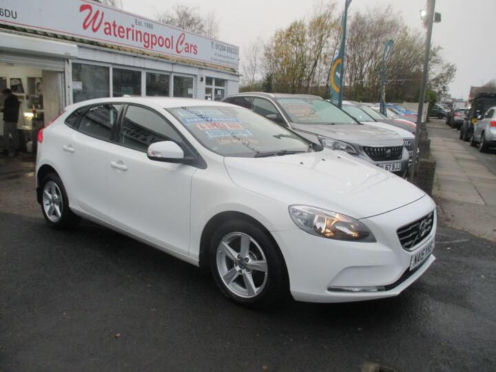 Volvo V40 2.0 D2 ES Euro 6 (s/s) 5dr