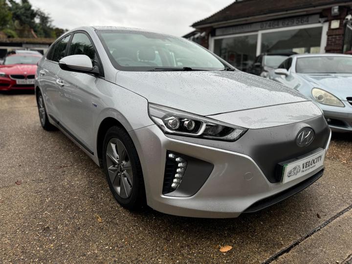 Hyundai IONIQ 28kWh Premium Auto 5dr