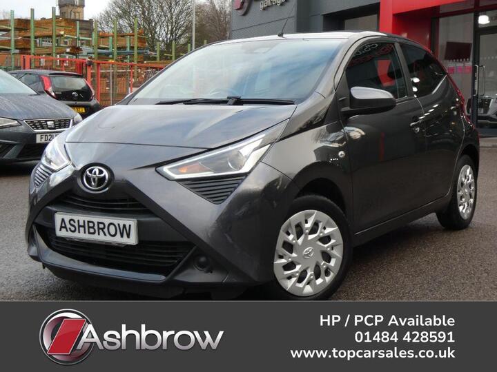 Toyota AYGO 1.0 VVT-i X-play Euro 6 (s/s) 5dr