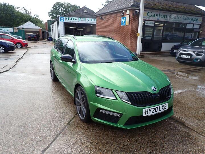 Skoda OCTAVIA 2.0 TSI VRS Challenge DSG Euro 6 (s/s) 5dr Skoda OCTAVIA 2.0 TSI VRS Challenge DSG Euro 6 (s/s) 5dr