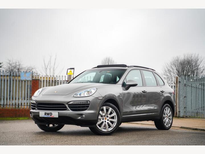 Porsche Cayenne 4.2 TD V8 S TiptronicS 4WD Euro 5 (s/s) 5dr Porsche Cayenne 4.2 TD V8 S TiptronicS 4WD Euro 5 (s/s) 5dr