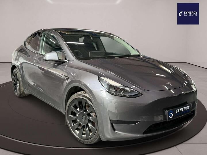 Tesla MODEL Y Auto RWD 5dr
