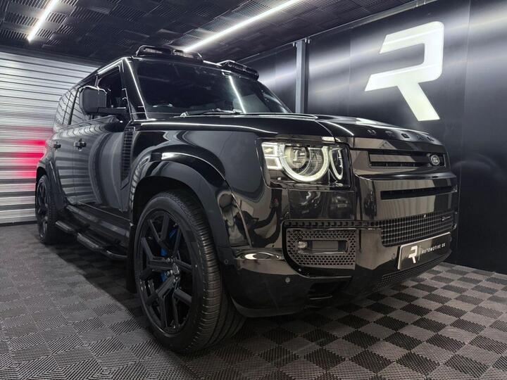 Land Rover DEFENDER 3.0 D300 MHEV X-Dynamic HSE Auto 4WD Euro 6 (s/s) 5dr