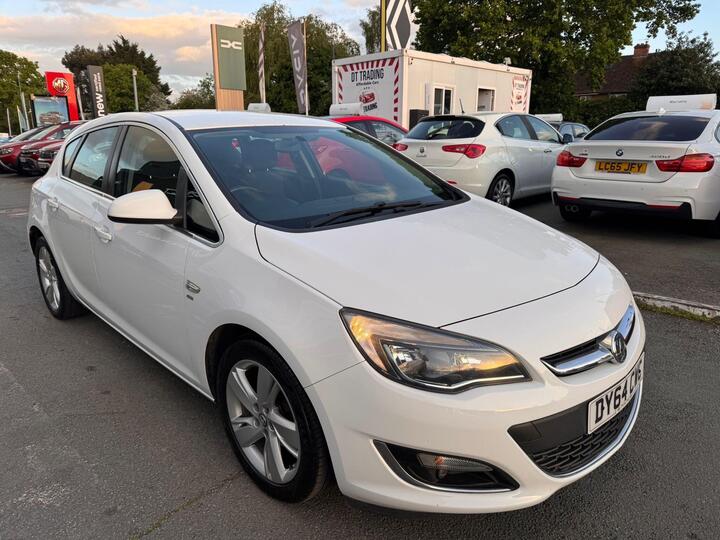 Vauxhall Astra 1.6 16v SRi Euro 5 5dr