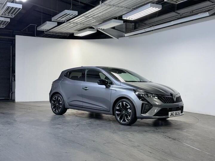 Renault CLIO 1.6 E-TECH Techno Auto Euro 6 (s/s) 5dr