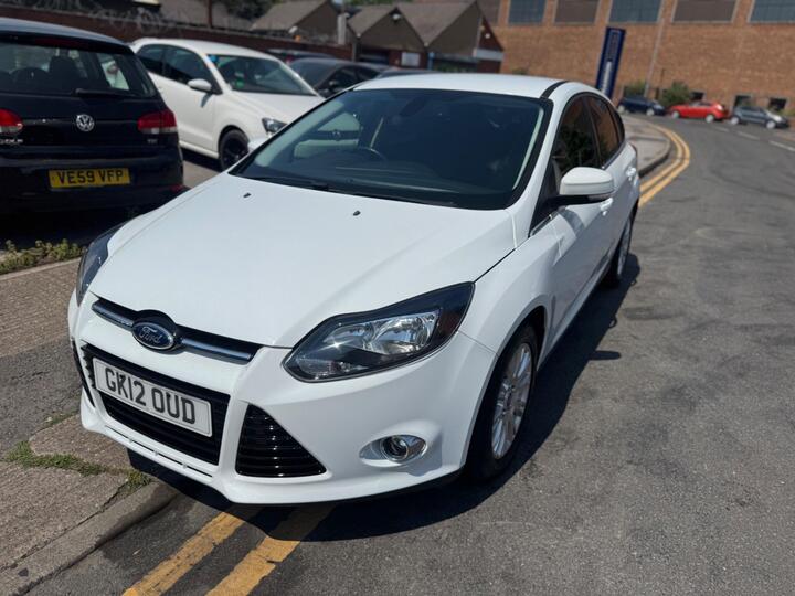 Ford Focus 1.6 Titanium Powershift Euro 5 5dr