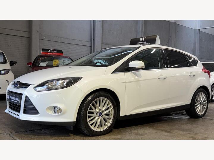 Ford FOCUS 1.0T EcoBoost Zetec Navigator Euro 5 (s/s) 5dr