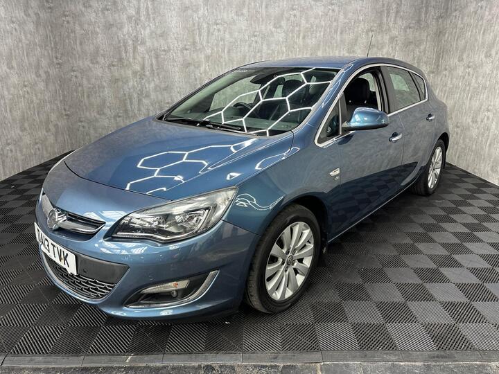 Vauxhall Astra 2.0 CDTi EcoFLEX Elite Euro 5 (s/s) 5dr