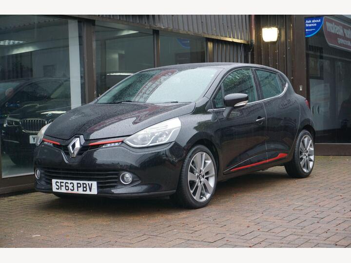 Renault Clio 0.9 TCe Dynamique S MediaNav Euro 5 (s/s) 5dr Renault Clio 0.9 TCe Dynamique S MediaNav Euro 5 (s/s) 5dr