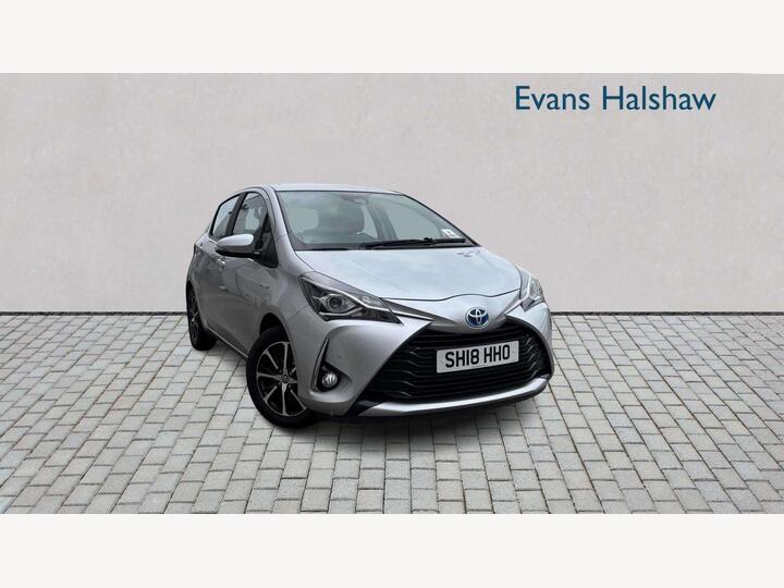 Toyota YARIS HATCHBACK 1.5 VVT-h Icon Tech E-CVT Euro 6 (s/s) 5dr