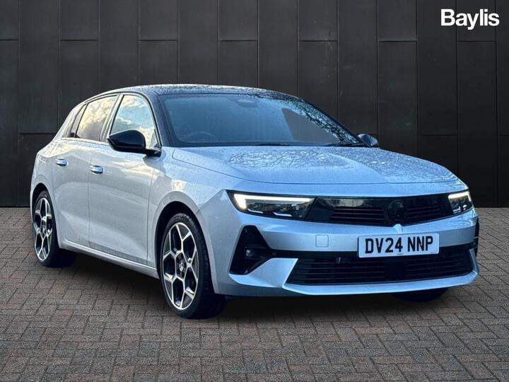 Vauxhall Astra 1.2 Turbo Ultimate Euro 6 (s/s) 5dr Vauxhall Astra 1.2 Turbo Ultimate Euro 6 (s/s) 5dr