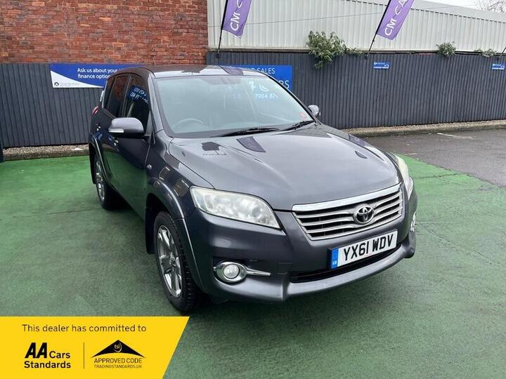 Toyota RAV4 2.2 D-CAT SR Auto 4WD Euro 5 5dr