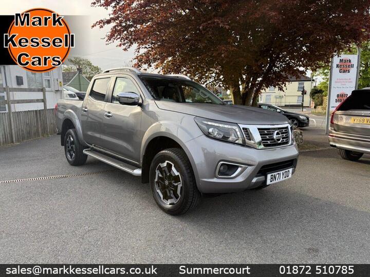 Nissan NAVARA 2.3 DCi Tekna 4WD Euro 6 (s/s) 4dr