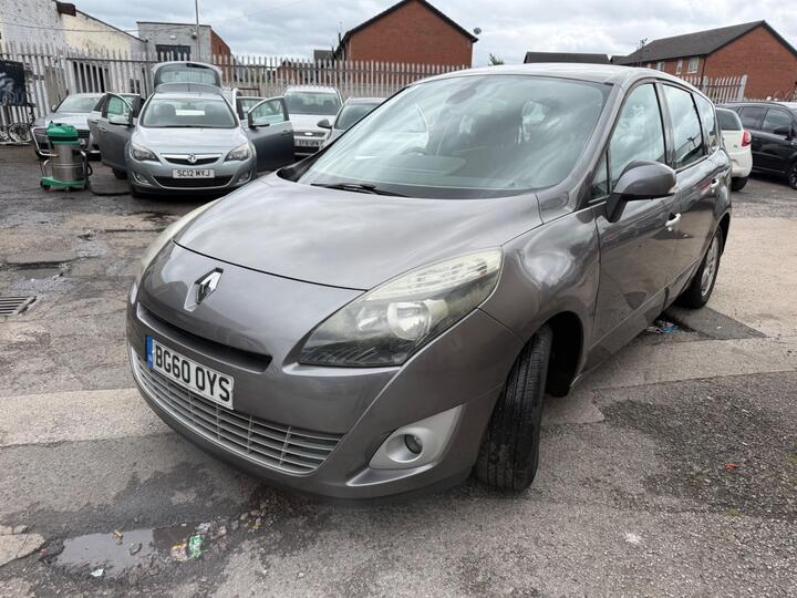 Renault Grand Scenic 1.5 DCi Dynamique TomTom Euro 5 5dr