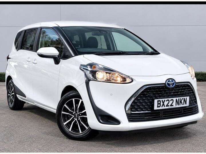 Toyota Sienta 1.5 Hybrid PETROL 7 SEATER 5dr