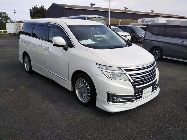 Nissan ELGRAND Rider 2.5 Automatic Petrol