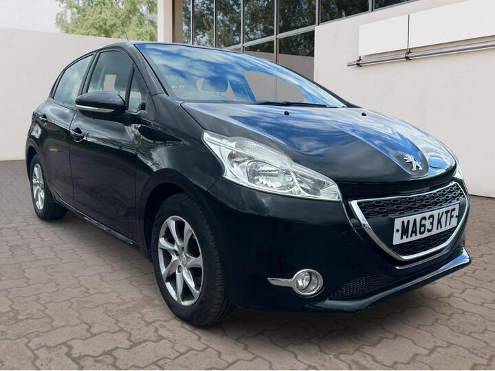 Peugeot 208 1.2 VTi Active Euro 5 5dr Peugeot 208 1.2 VTi Active Euro 5 5dr