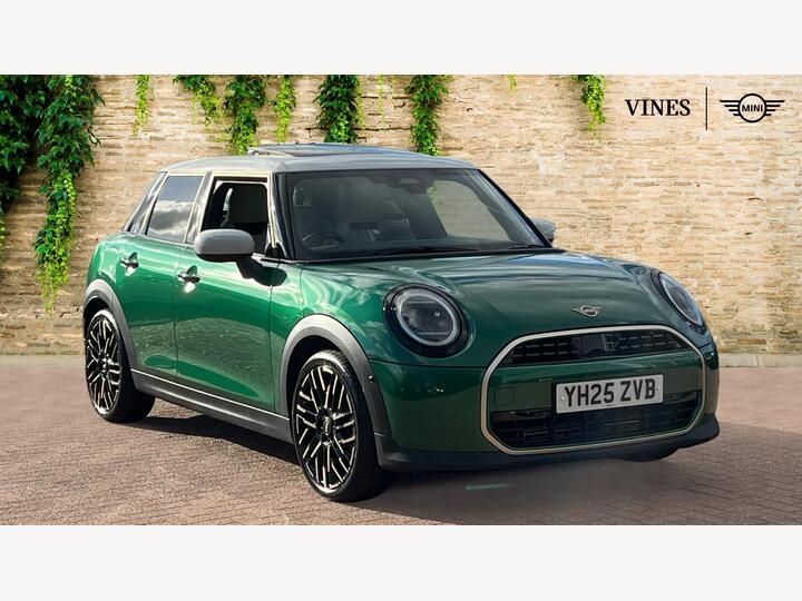 MINI Hatch 1.5C Exclusive Steptronic Euro 6 (s/s) 5dr