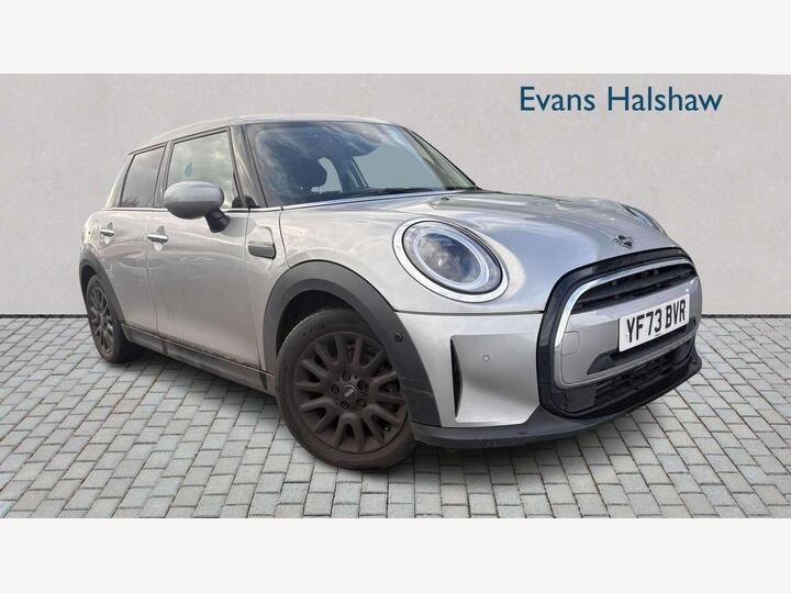 MINI COOPER HATCHBACK 1.5 Cooper Classic Steptronic Euro 6 (s/s) 5dr
