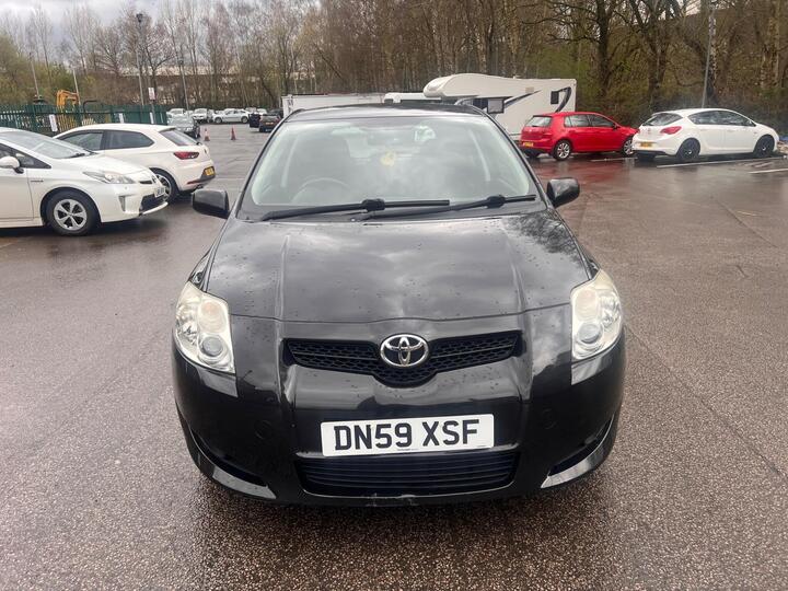 Toyota Auris 1.33 VVT-i TR (s/s) 5dr Toyota Auris 1.33 VVT-i TR (s/s) 5dr