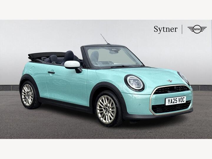 MINI Convertible 2.0C Exclusive Steptronic Euro 6 (s/s) 2dr MINI Convertible 2.0C Exclusive Steptronic Euro 6 (s/s) 2dr