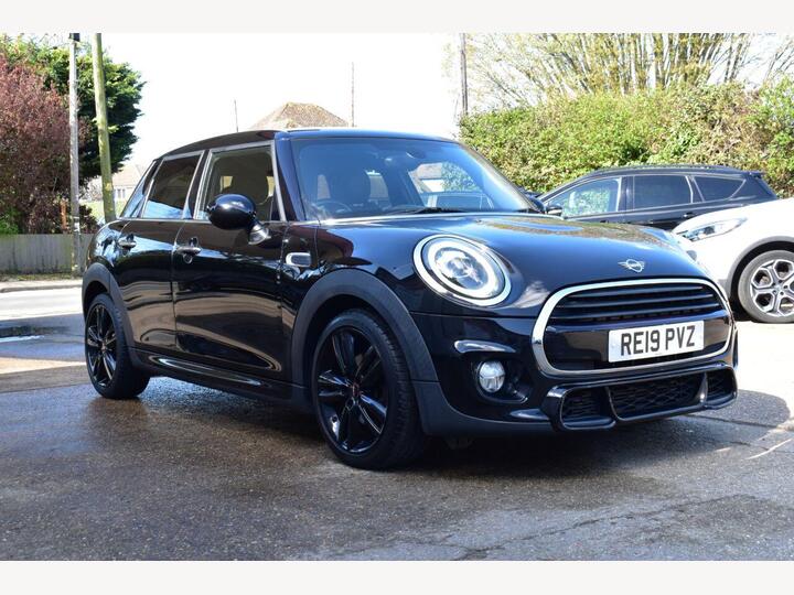 MINI HATCH 1.5 Cooper Sport Steptronic Euro 6 (s/s) 5dr