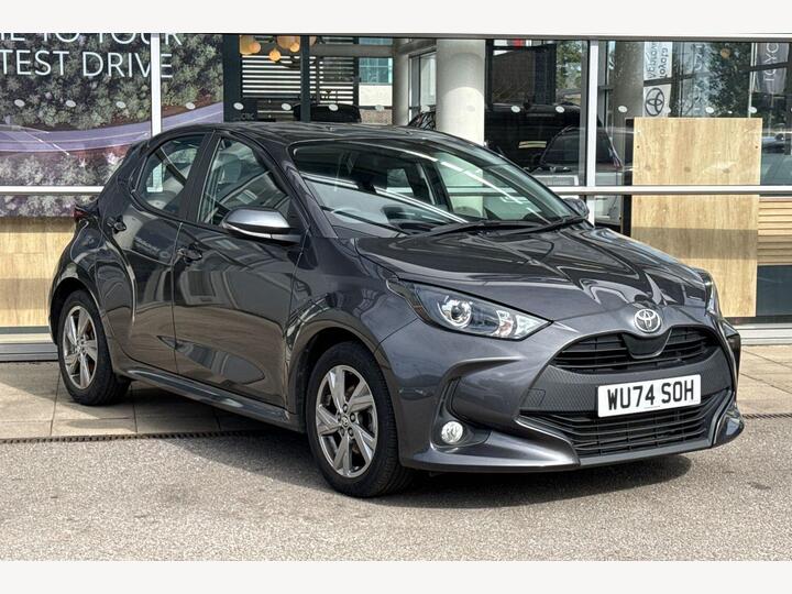 Toyota Yaris 1.5 VVT-h Icon E-CVT Euro 6 (s/s) 5dr